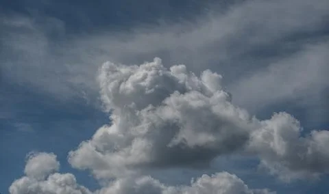 Spectacular clouds in the blue sky Stock-Fotos