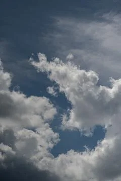 Spectacular clouds in the blue sky Stock-Fotos