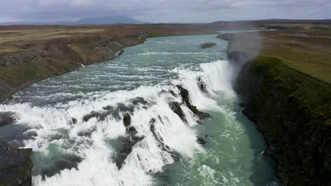 Spectacular Gullfoss waterfall Vídeos de archivo 248448582