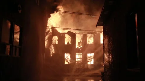 Spectacular house fire. Stock Footage 62744473
