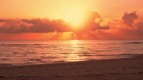 Spectacular Sunrise Through The Clouds Video stock 281209175