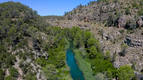 Spectaculars meanders of the River Cabriel, Spain. Stock Footage 282680837