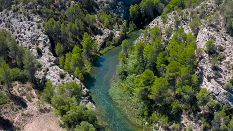 Spectaculars meanders of the River Cabriel, Spain. Stock Footage 282682188
