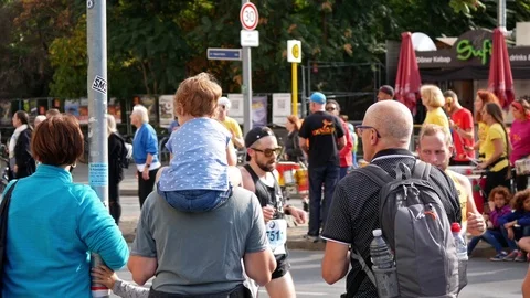 Spectators, Drummers And Runners At Berlin Marathon 2018 In Berlin, Germany Stock Footage 101447467