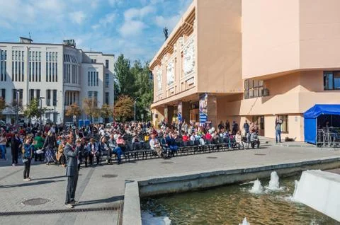 Spectators on theater square Foto stock