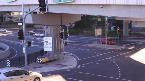Sped Up Busy intersection Stock Footage 39885153