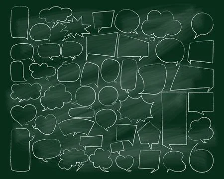 Speech bubbles doodles white chalk on green school board. Cloud for text, e.. Illustrazione stock
