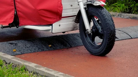 Speed bump on a bike path 스톡 동영상 108648225