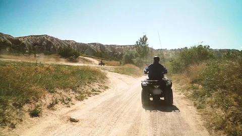 Speed Race in Forest Vídeo Stock 104109216