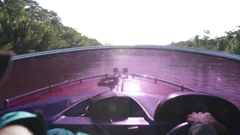 Speed river boat steering Video stock 297831339