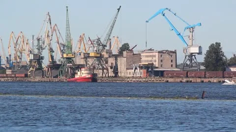 Speedboat floating past harbour Video stock 11517829