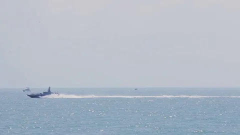Speedboat on the sea waves. Video stock 76430867