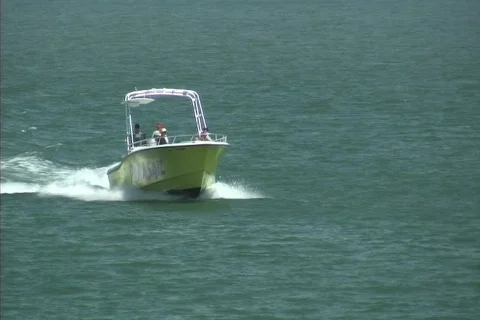 Speedboatparasail Video stock 78142