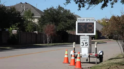 Speeding black car and radar sign Video stock 57307693
