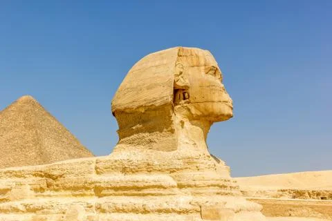 Sphinx and pyramid of Cheops Foto stock