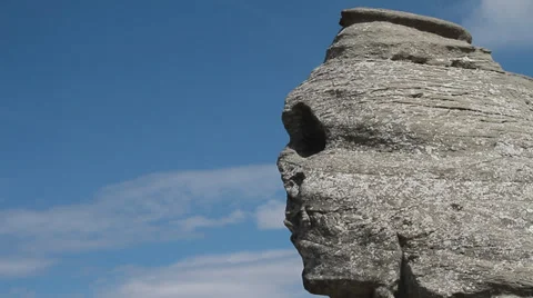 The Sphinx of Bucegi mountains Video stock 29162962