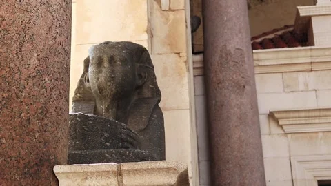 Sphinx sculpture in Diocletian's Palace in Split, Croatia 動画素材 254728214