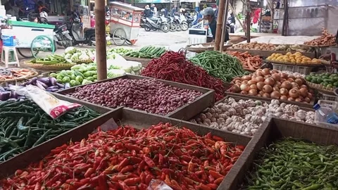 Spice market Stock Footage 243212327