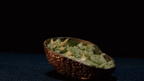 Spices fall on avocado Stock-Footage 114172183