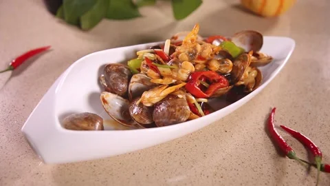 Spicy fried scallop (1) Stock Footage 202206143