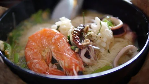 Spicy seafood noodles Stock Footage 105885486