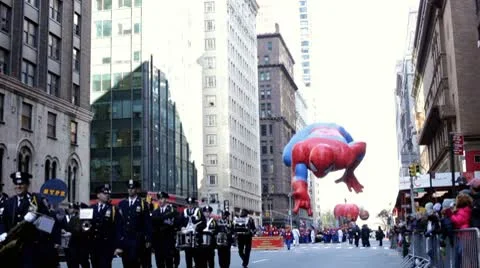 Spiderman in Macy's parade 스톡 동영상 10565090