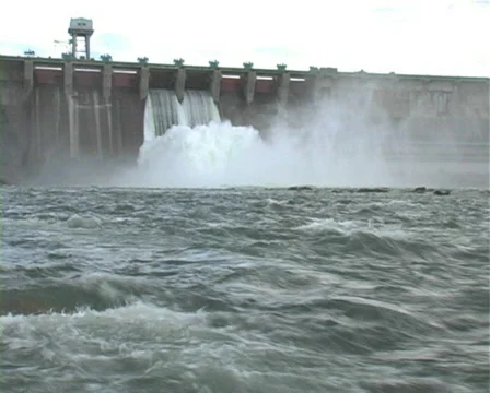 Spillway. Video stock 334582