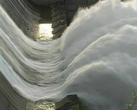 Spillway. Video stock 334585