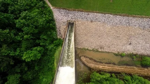Spillway top down 库存影片 76258768