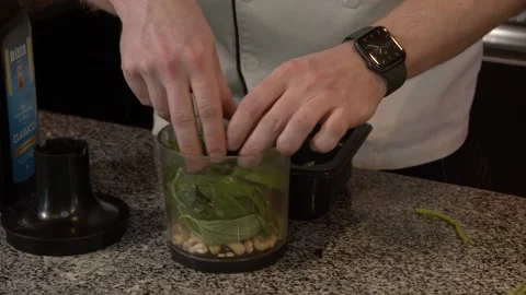 Spinach &amp; Cashew 스톡 동영상 150267151