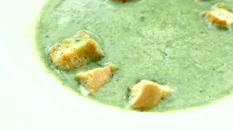 Spinach cream soup Video stock 68376928