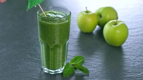 Spinach or green apple smoothie Stock Footage 154631558