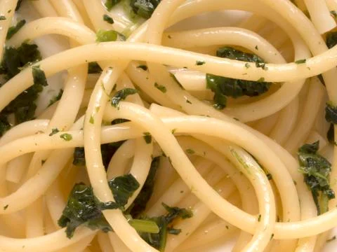 Spinach spaghetti pasta Stock Photos