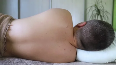 Spine problems. Backache. Compression of nerve endings and blood vessels due to  Video stock 220929815