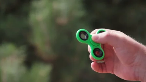 Spinner in hand Video stock 79678680