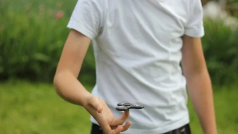 Spinner3 Stock Footage 121394607