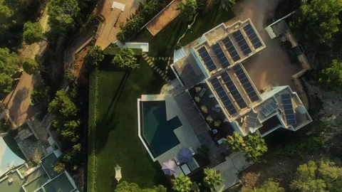 Spinning Ascent Above Mallorca Solar Villa Vídeo Stock 346263701