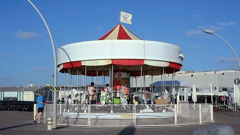 Spinning carousel timelapse Stock-Footage 93084786