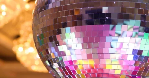 Spinning Disco Ball Stock-Footage 106370032