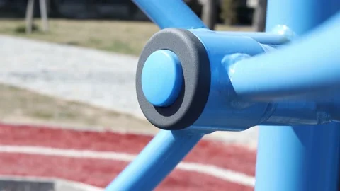 Spinning exercise machine in a park Video stock 172287107