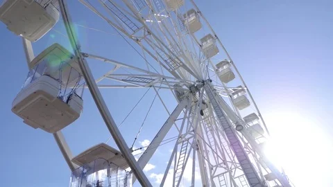 Spinning ferris wheel Stock Footage 74853160