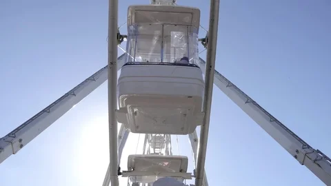 Spinning Ferris wheel Stock Footage 74853415