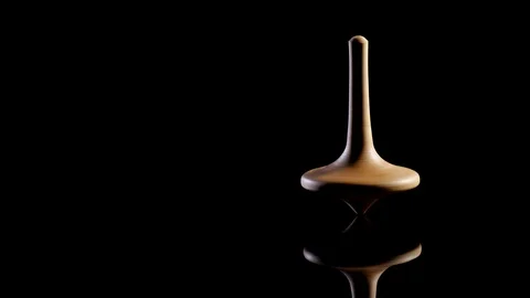 Spinning Top. Close up. Vídeos de archivo 128126984