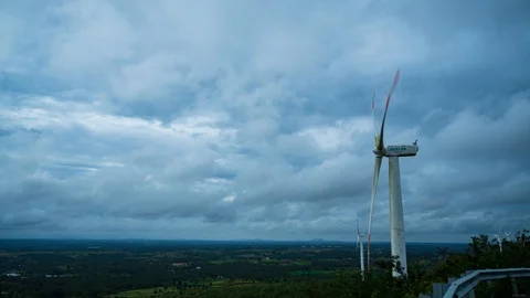 Spinning Windmill (Time lapse) 動画素材 116645544