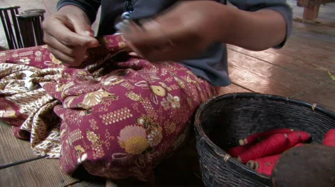 Spinning Yarn Vídeos de archivo 359811