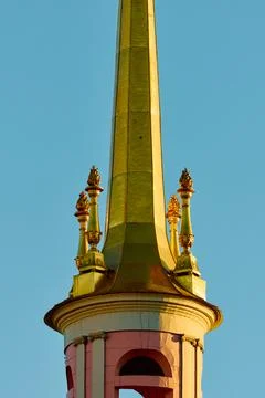 Spire of the Engineering castle across the Moika River with a beautiful Stock-Fotos