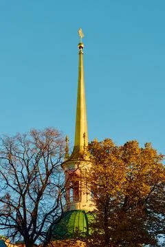 Spire of the Engineering castle across the Moika River with a beautiful Stock-Fotos