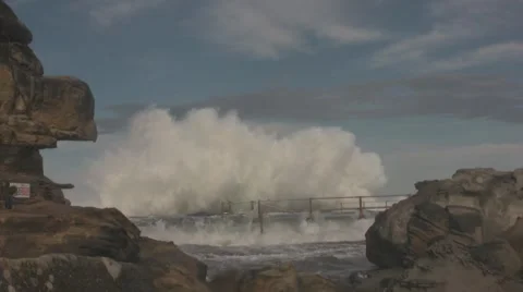 Splash 10 Stock Footage 3880023