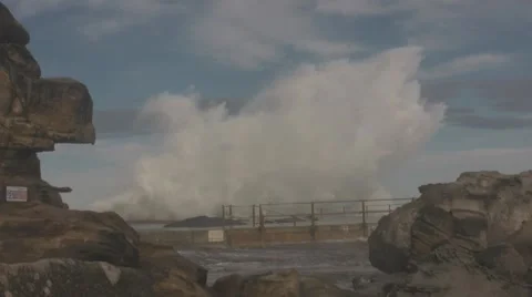 Splash 11 Stock Footage 3880033