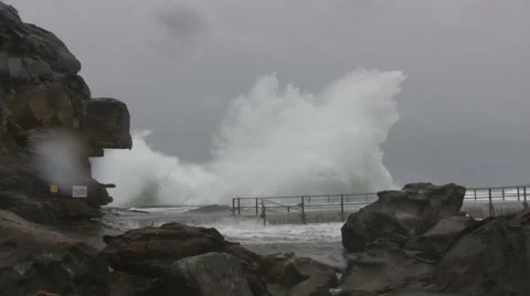 Splash 21 스톡 동영상 3880090